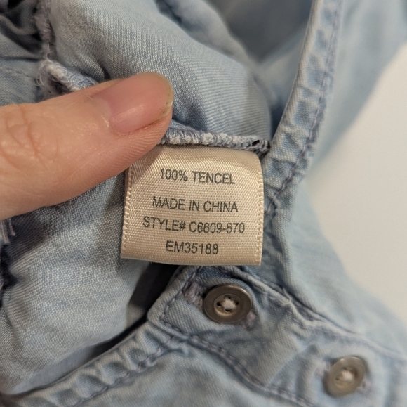 Cloth & Stone Anthropologie Romper Jumpsuit Sleeveless Chambray 100% Tencel, M - Picture 6 of 8